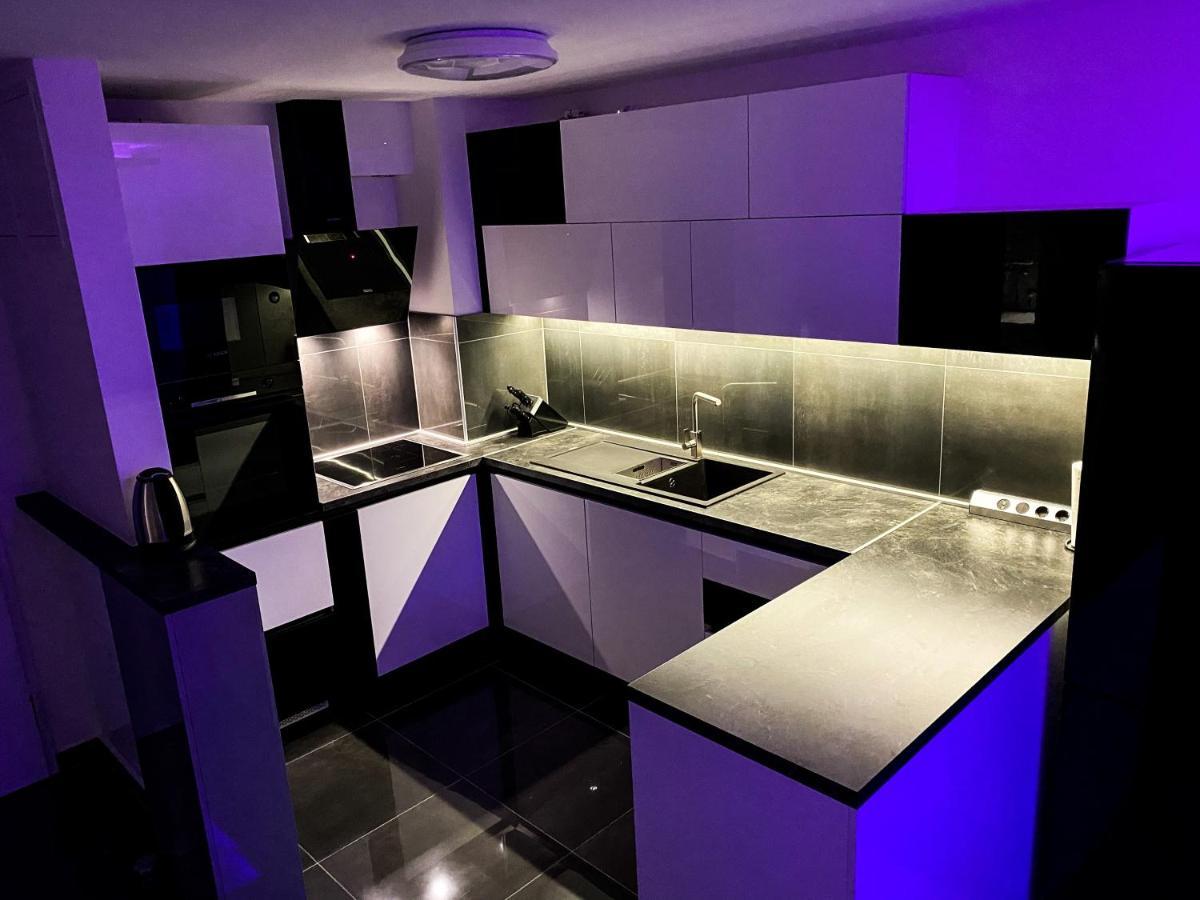 Apartment Vuky *